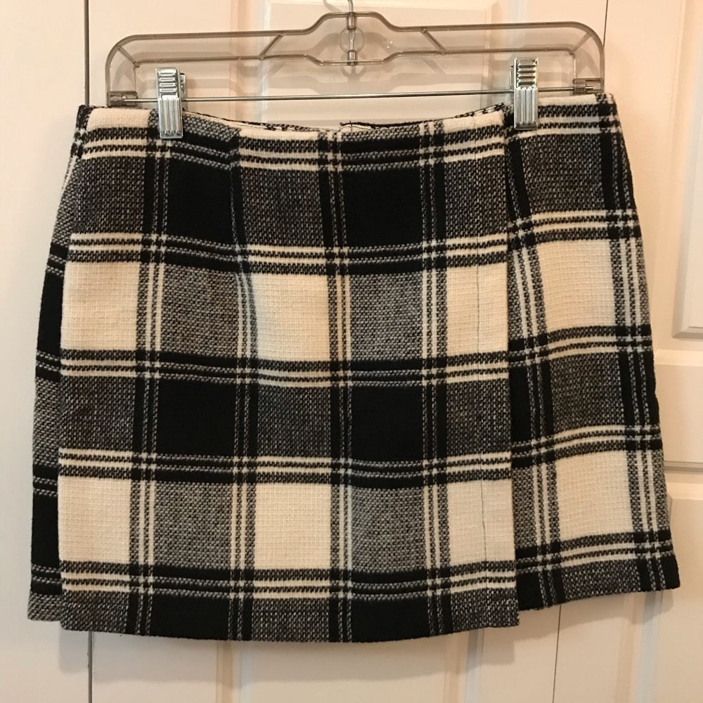 Black & White Plaid Tweed Mini Skirt